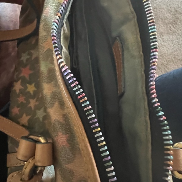 Vintage stars Dooney & Bourke barrel shoulder handbag in black - Picture 7 of 14